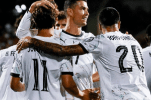 Ronaldo rødt! Portugal taber 0-2 i Irland-chok